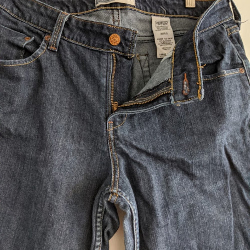 Levi's Signature Low Rise Bootcut Jeans Sz 8 Short - Picture 7 of 9